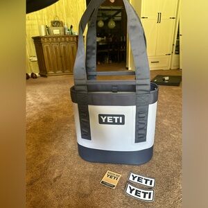 Yeti Camino Carryall 20 Cosmic Lilac